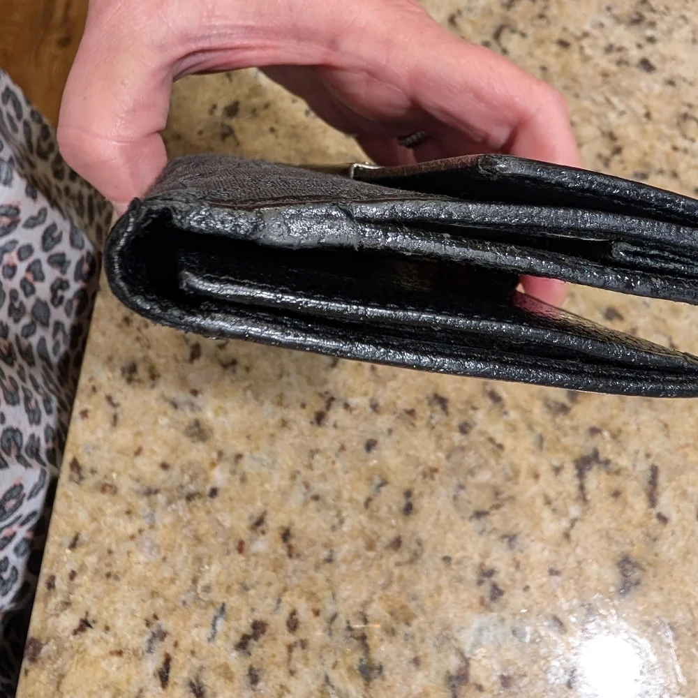GUCCI Authentic Vintage Signature Black & Gray Wallet or Crossbody with Chain